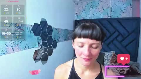 VALERY MORE online show from 12/19/25, 12:23