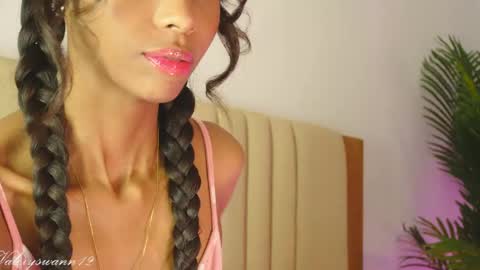 Valery swan1 online show from 05/18/26, 12:22