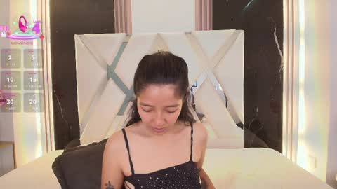 Snapshot of valery_wang chatting on 02/27/25, 03:05 Val online show from 02/27/25, 03:05
