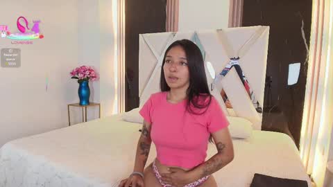 Snapshot of valery_wang chatting on 03/01/25, 11:39 Val online show from 03/01/25, 11:39
