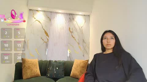 Snapshot of valery_wang chatting on 03/11/25, 11:44 Val online show from 03/11/25, 11:44