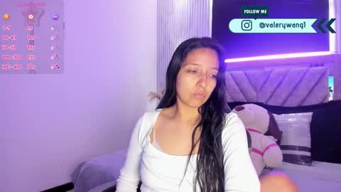 Val online show from 02/18/26, 12:01