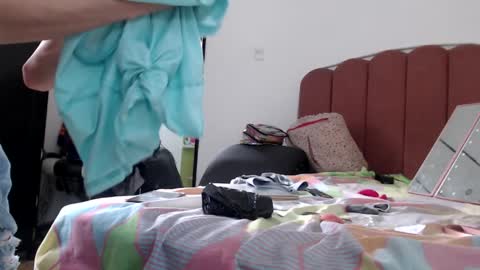 B V Naughty online show from 12/07/24, 08:16