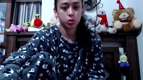 B V Naughty online show from 02/18/25, 03:42