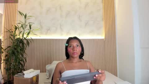 Valery  online show from 11/04/25, 12:15