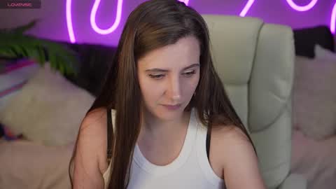 V A L E R Y  M U R online show from 10/07/25, 06:38