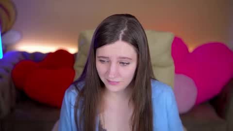 V A L E R Y  M U R online show from 02/16/26, 08:05