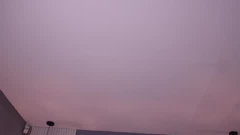 Snapshot of valerynova chatting on 12/22/25, 11:07 Carla online show from 12/22/25, 11:07