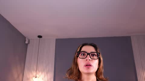 Snapshot of valerynova chatting on 02/28/26, 11:00 Carla online show from 02/28/26, 11:00