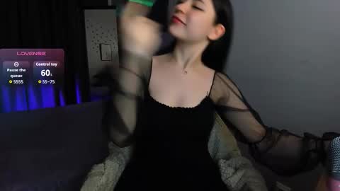 Snapshot of valeryohara__ chatting on 02/23/26, 08:50 Valery 3 online show from 02/23/26, 08:50