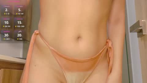 Snapshot of valeryrouge_ chatting on 12/17/25, 12:16 Valery online show from 12/17/25, 12:16