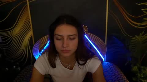 Snapshot of valeryroyale chatting on 01/19/25, 09:22 Valery online show from 01/19/25, 09:22