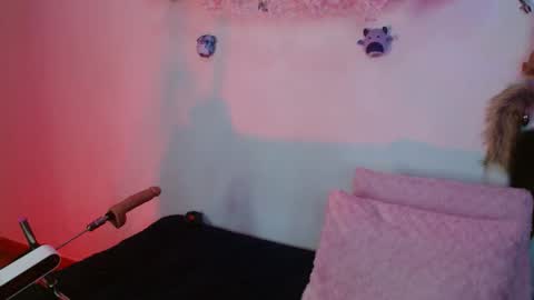 Snapshot of valerysmith18 chatting on 11/15/25, 09:39 zoe online show from 11/15/25, 09:39