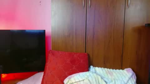 zoe online show from 03/31/26, 06:47