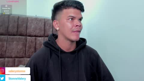 Valery Stonne  online show from 02/08/25, 08:32