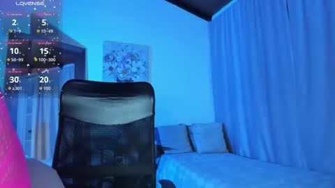 valey_x online show from 10/23/25, 02:11