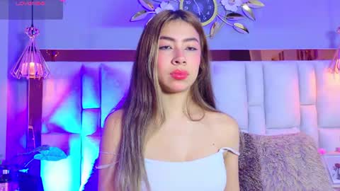 Snapshot of valeygomez chatting on 07/01/26, 03:01 Valey online show from 07/01/26, 03:01