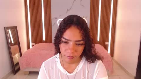 Snapshot of valki_ chatting on 02/22/26, 11:42 Victoria online show from 02/22/26, 11:42