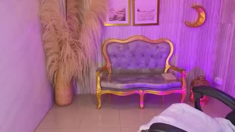 Valkiria  online show from 11/04/25, 01:21