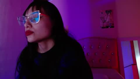 Snapshot of valkiry_ chatting on 11/15/25, 06:48 valkiry_ online show from 11/15/25, 06:48