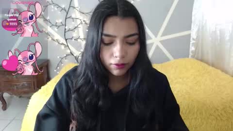 Snapshot of valkydoll chatting on 11/28/25, 11:57 valkydoll online show from 11/28/25, 11:57