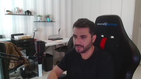 Roberto Carlos online show from 10/07/25, 08:39