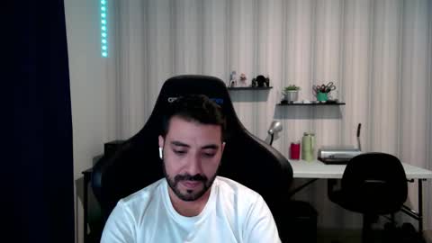 Roberto Carlos online show from 10/16/25, 01:06