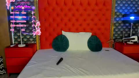 Snapshot of valleriejonnes chatting on 02/26/25, 10:42 Valerie Val V online show from 02/26/25, 10:42