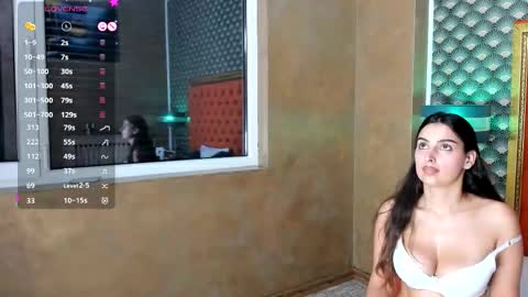 Snapshot of valleriejonnes chatting on 09/09/25, 10:04 Valerie Val V online show from 09/09/25, 10:04