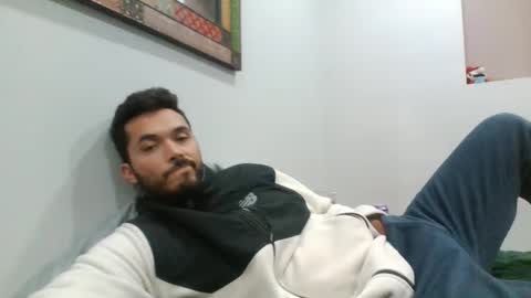 valleyboii69 online show from 10/25/25, 06:21