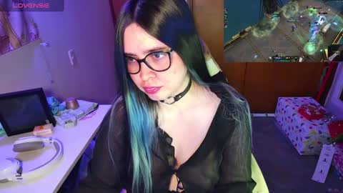 Im Violet online show from 12/21/24, 11:56