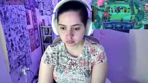 Im Violet online show from 10/09/25, 01:58