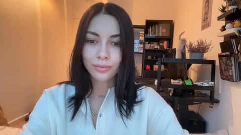 Snapshot of valorant_girl chatting on 01/22/25, 01:42 Little Devil online show from 01/22/25, 01:42