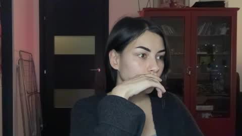 Snapshot of valorant_girl chatting on 02/25/25, 05:36 Little Devil online show from 02/25/25, 05:36