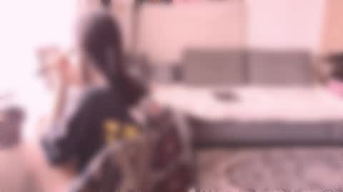 Snapshot of valorant_girl chatting on 02/26/25, 11:30 Little Devil online show from 02/26/25, 11:30