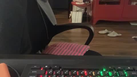 Snapshot of valorant_girl chatting on 03/01/25, 03:05 Little Devil online show from 03/01/25, 03:05