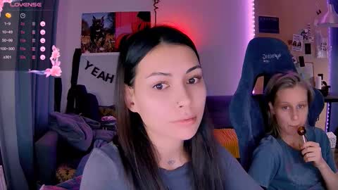 Snapshot of valorant_girl chatting on 12/03/25, 07:56 Little Devil online show from 12/03/25, 07:56