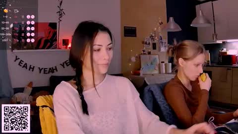 Little Devil online show from 01/19/26, 03:05