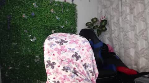 valquiria_sirgun online show from 06/18/26, 09:36