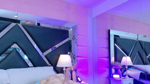 Snapshot of valrery_roussex chatting on 06/18/26, 07:40 Valery online show from 06/18/26, 07:40