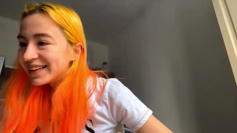 Snapshot of valtopi chatting on 02/05/26, 07:13 Emily online show from 02/05/26, 07:13