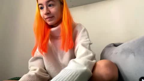 Snapshot of valtopi chatting on 02/07/26, 07:23 Emily online show from 02/07/26, 07:23