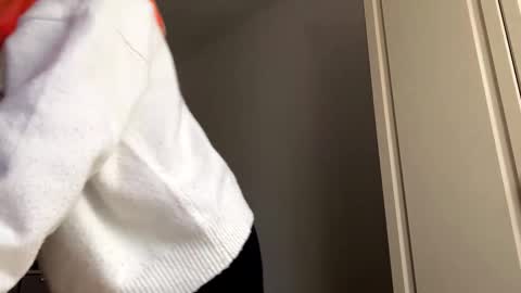 Snapshot of valtopi chatting on 03/02/26, 07:15 Emily online show from 03/02/26, 07:15