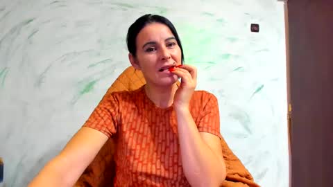 valentina online show from 12/18/24, 02:38