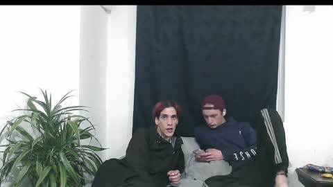 Vamp Noah and Dan online show from 12/29/24, 05:53