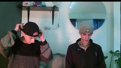 Vamp Noah and Dan online show from 01/30/25, 09:04