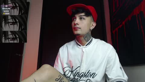 Snapshot of vampiredavyd chatting on 01/07/25, 11:35 david guzman i model independenthelp me with a thumbs up online show from 01/07/25, 11:35