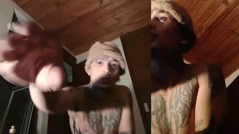 Snapshot of vampiredavyd chatting on 02/28/25, 05:26 david guzman i model independenthelp me with a thumbs up online show from 02/28/25, 05:26