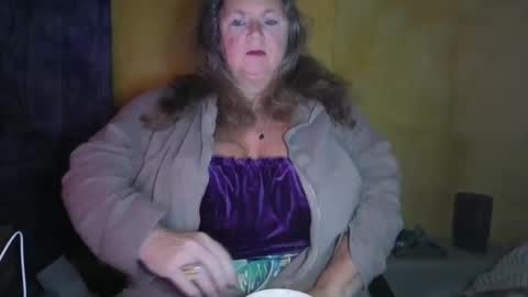 vampwoman online show from 02/16/26, 08:54