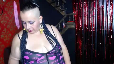 Snapshot of vampy_bael chatting on 11/15/25, 08:27 Vampy Bael online show from 11/15/25, 08:27